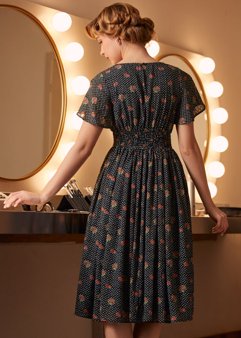 Sound of the Music-kjole med kappeærmer-4