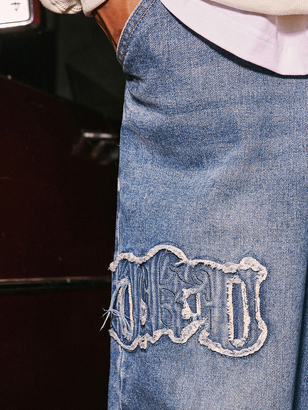 Men's Letter Patch Embroidery Straight Leg Jeans-3